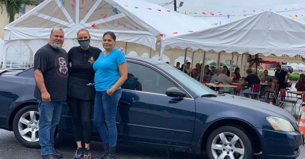 Her Regular Customers Surprise This Waitress With A Brand New Car