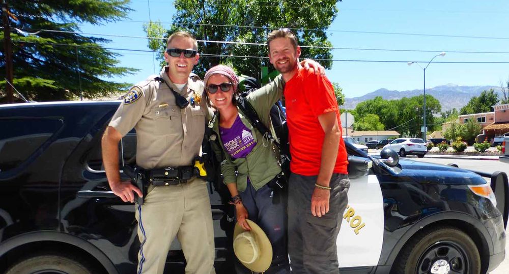 Hitchhikers Were Picked by a Cop Who Even Stopped for BBQ
