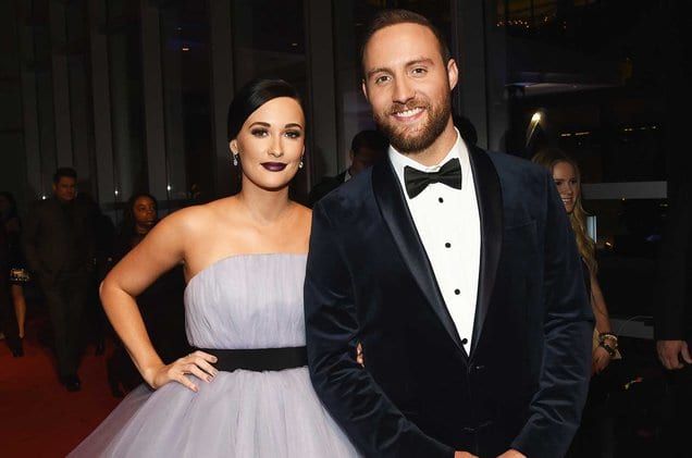 Kacey-Musgraves-and-Ruston-Kelly-2016-billboard-1548