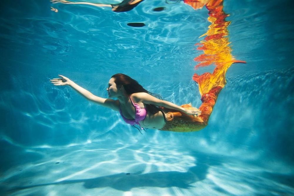 Becoming a Part-Time Mermaid – A Growing Trend in China